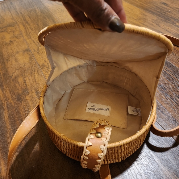 Universal Thread Rattan Cross Body Bag - Picture 5 of 7